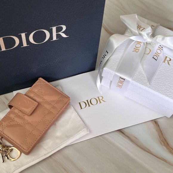 BRAND NEW! Dior Card Holder $520 - Picture 2 of 8